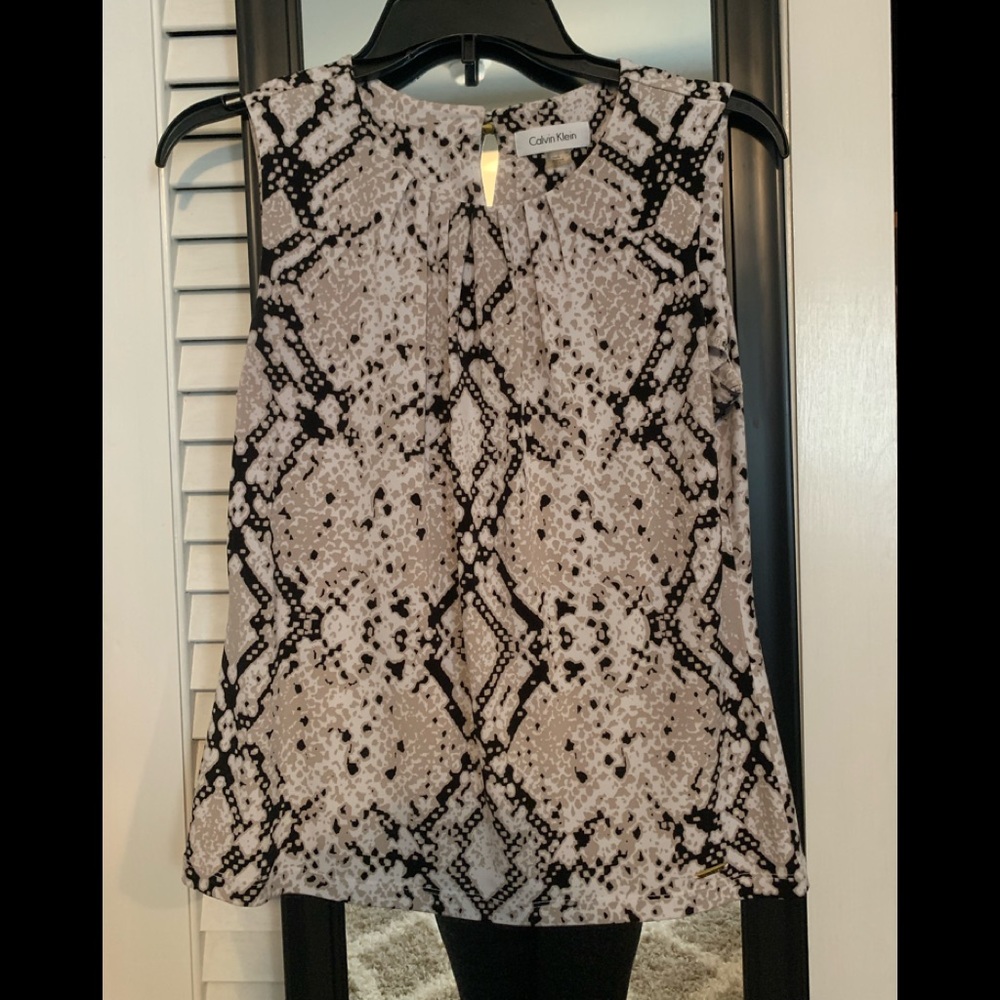 Small Tan/black Calvin Klein blouse